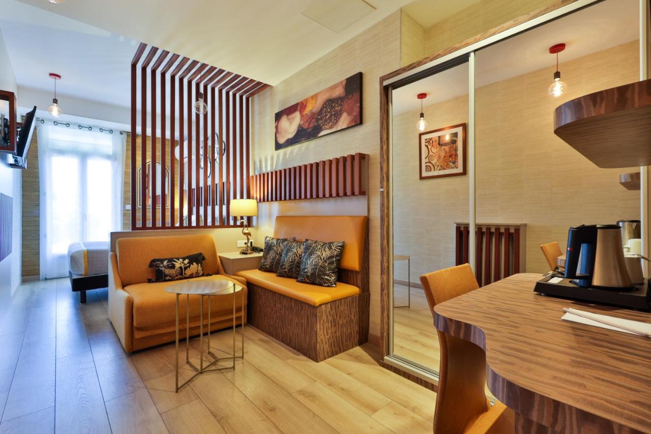 Comfort Room,1404288770:JPEG