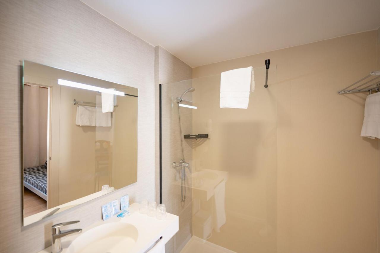 Quarto Familiar com Terraço
