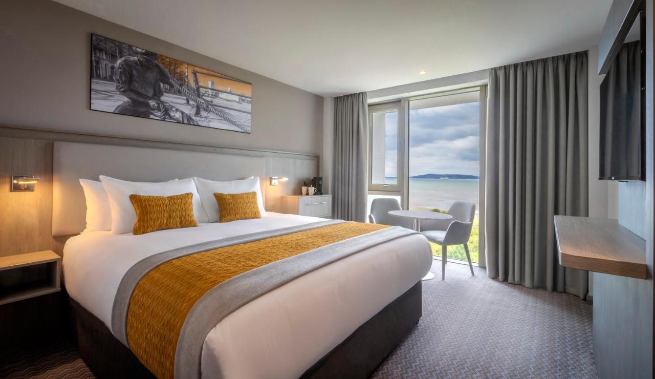 Executive met Kingsize Bed en Uitzicht op Zee