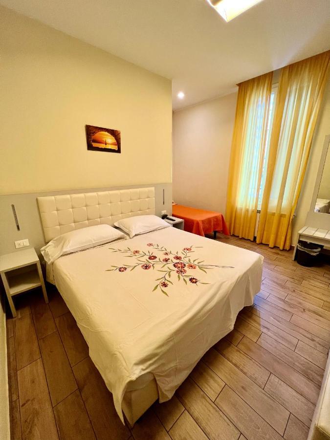 Triple Room,1547285530:JPEG