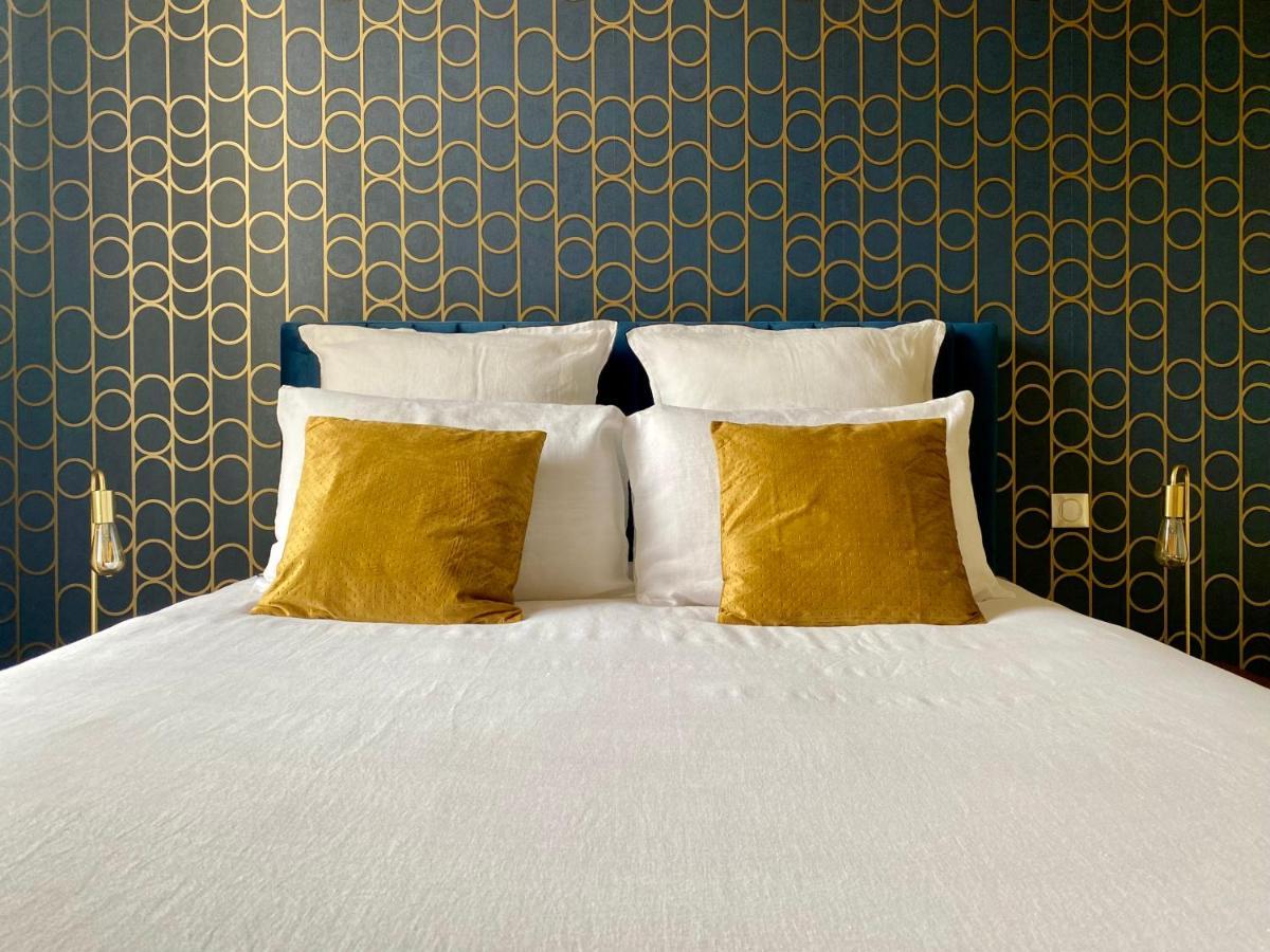 Chambre Double ou Lits Jumeaux Deluxe - Vue sur Piscine