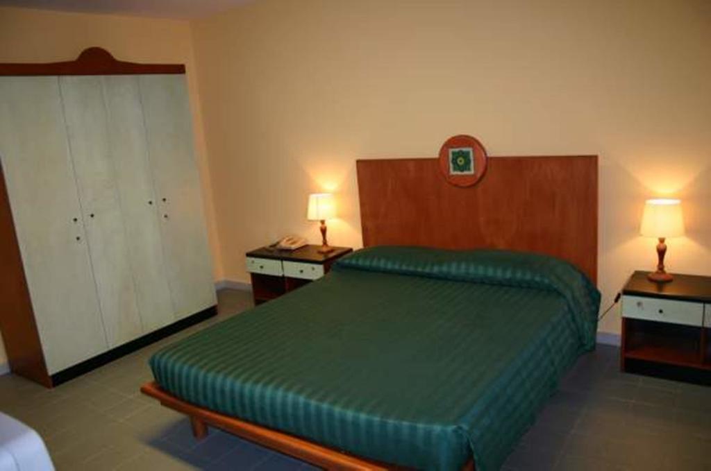 Economy Double or Twin Room,1588038336:JPEG
