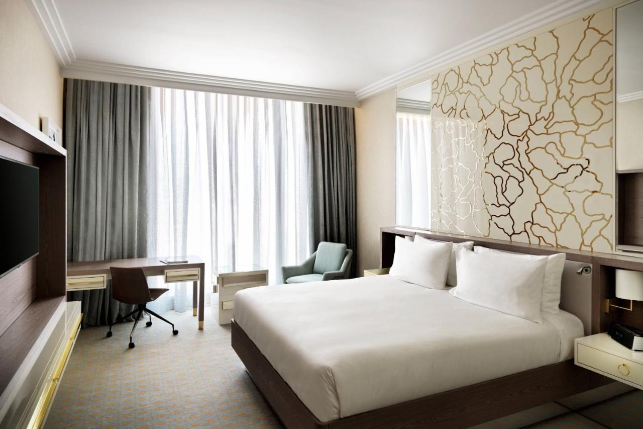 Standard Guest room 1 King,1414541237:JPEG