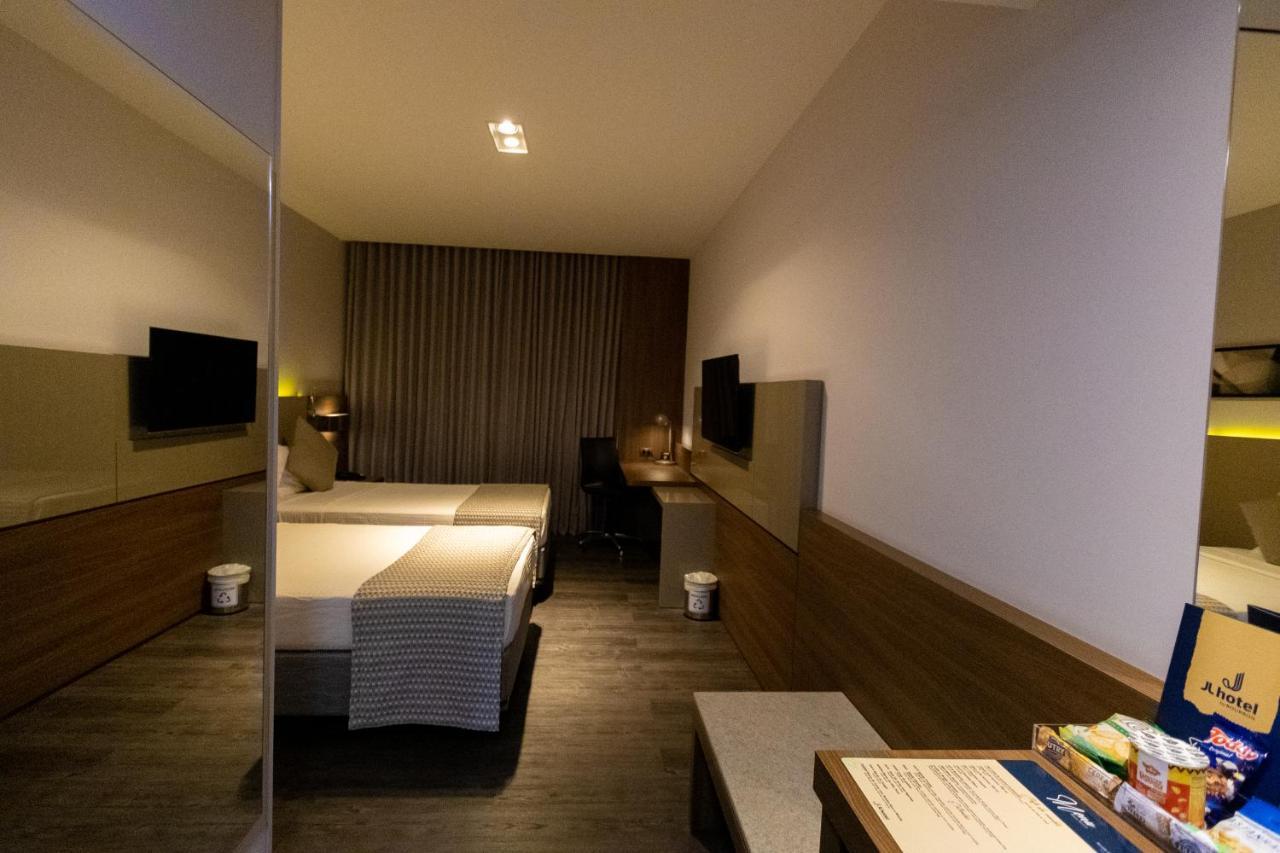 Quarto Twin Superior