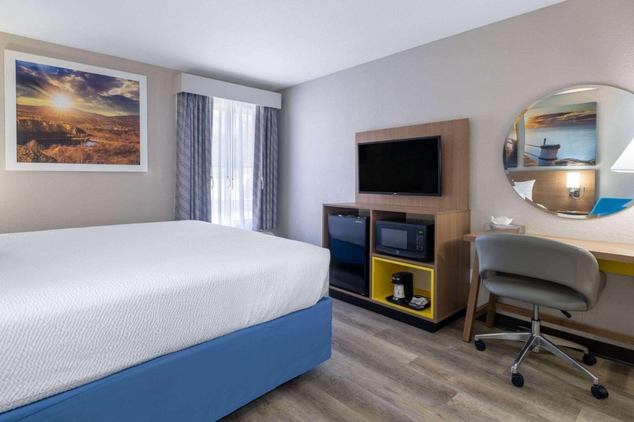 King Room - Disability Access/Non-Smoking