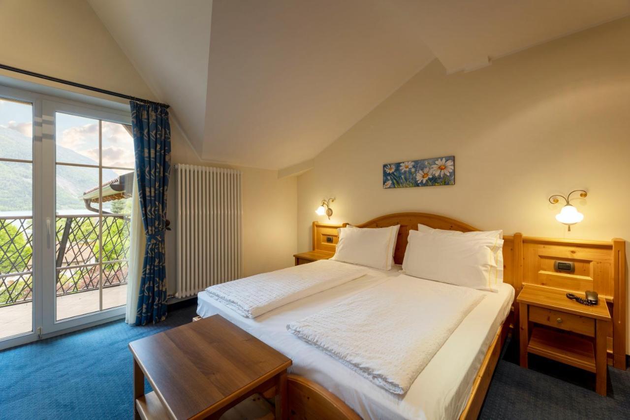 Standard Double Room,1415881557:JPEG