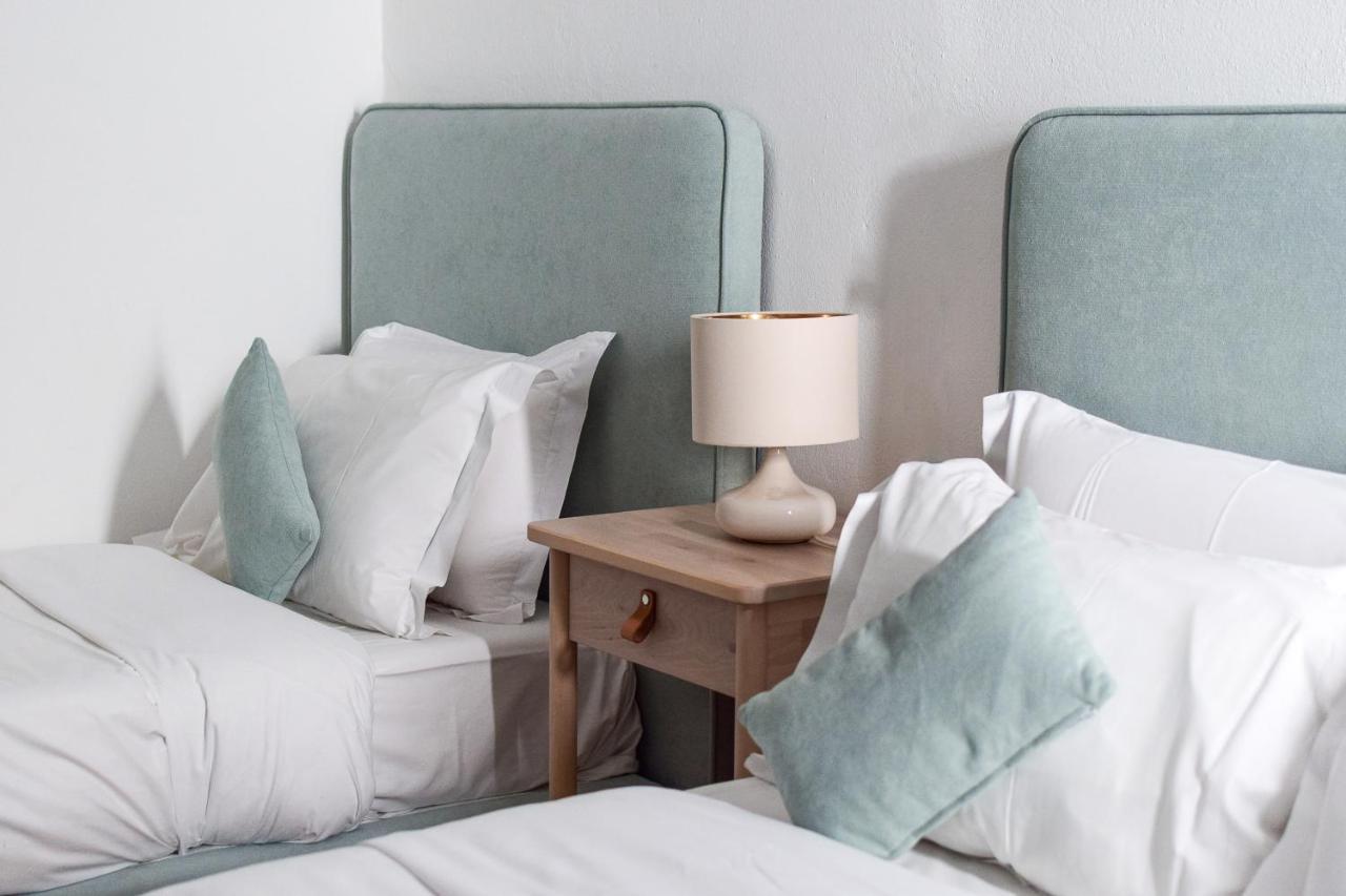 Quarto Twin Standard