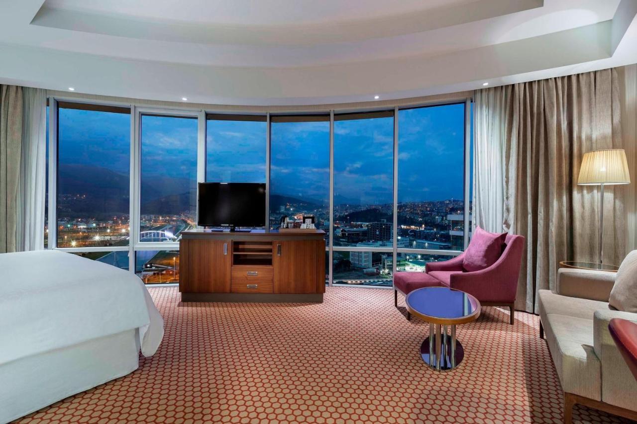 Deluxe Suite mit Bergblick