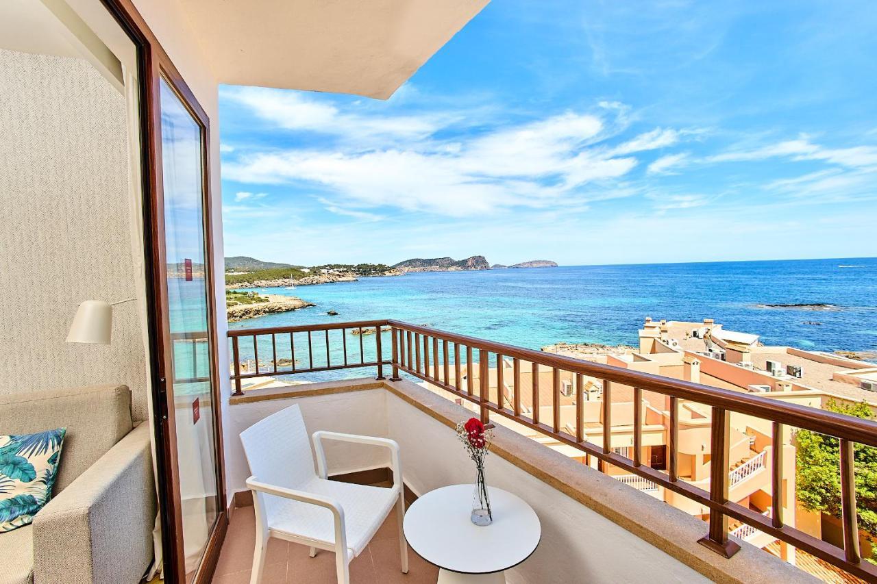 Habitación Triple Deluxe con vistas al mar