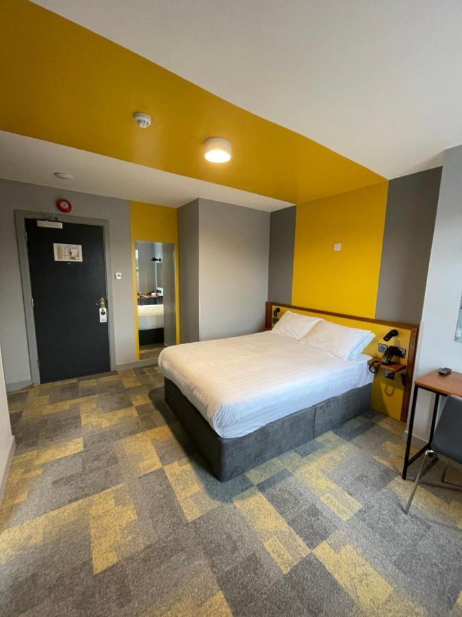 Double Room,1499042113:JPEG