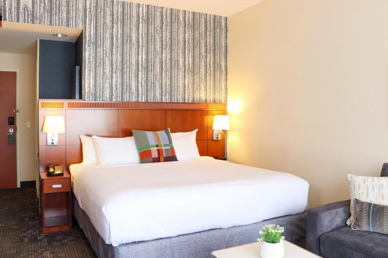 King Room with Sofa Bed and City View,1421152941:JPEG