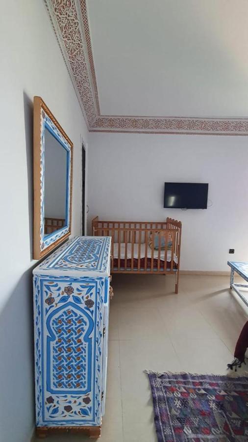Habitación Doble con balcón (2 adultos + 1 niño)