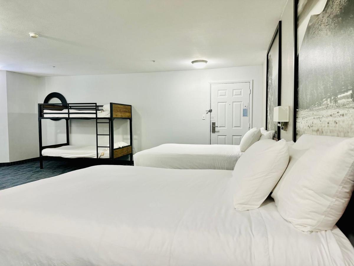Triple Room - Non-Smoking