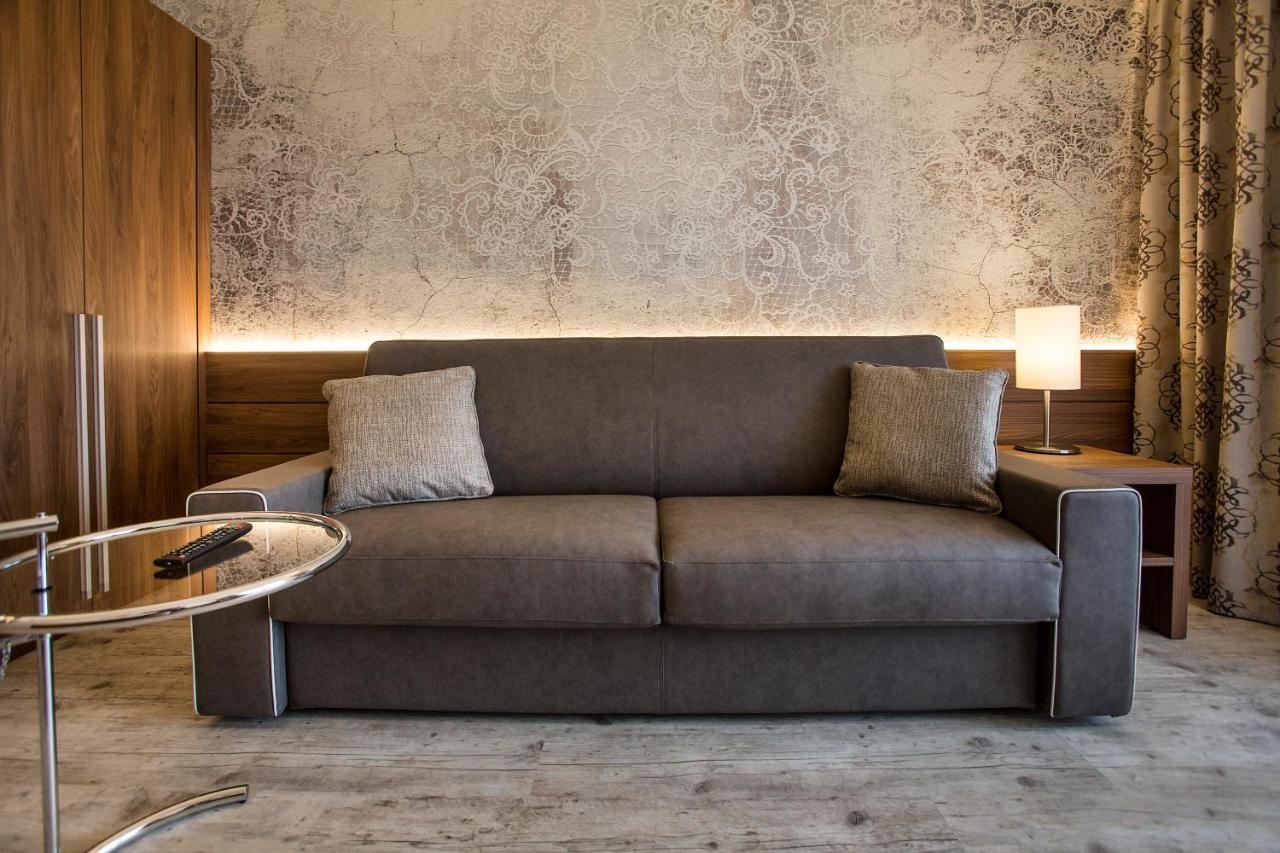Superior Family Room