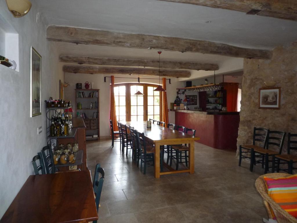 Chambre Quadruple Économique avec Salle de Bains Commune
