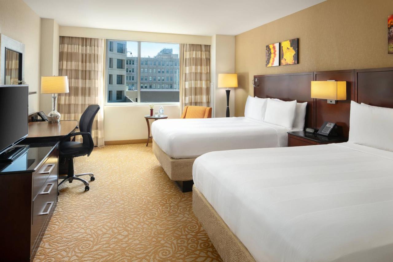 Premium High Floor, Guest room, 2 Queen, City view