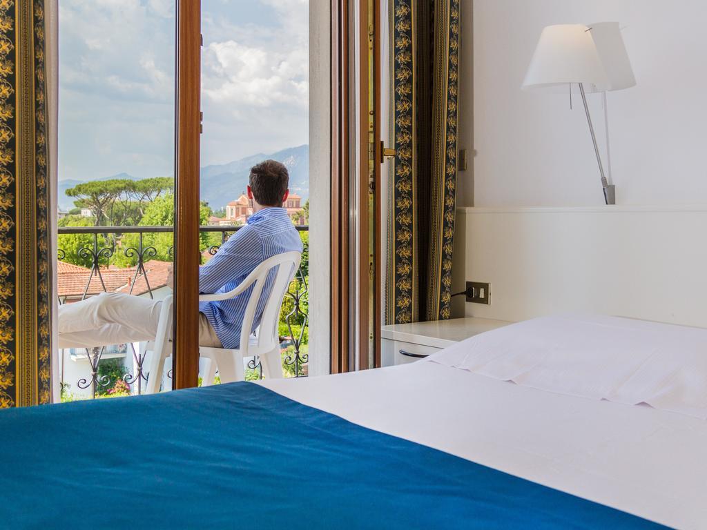Camera Matrimoniale con Balcone