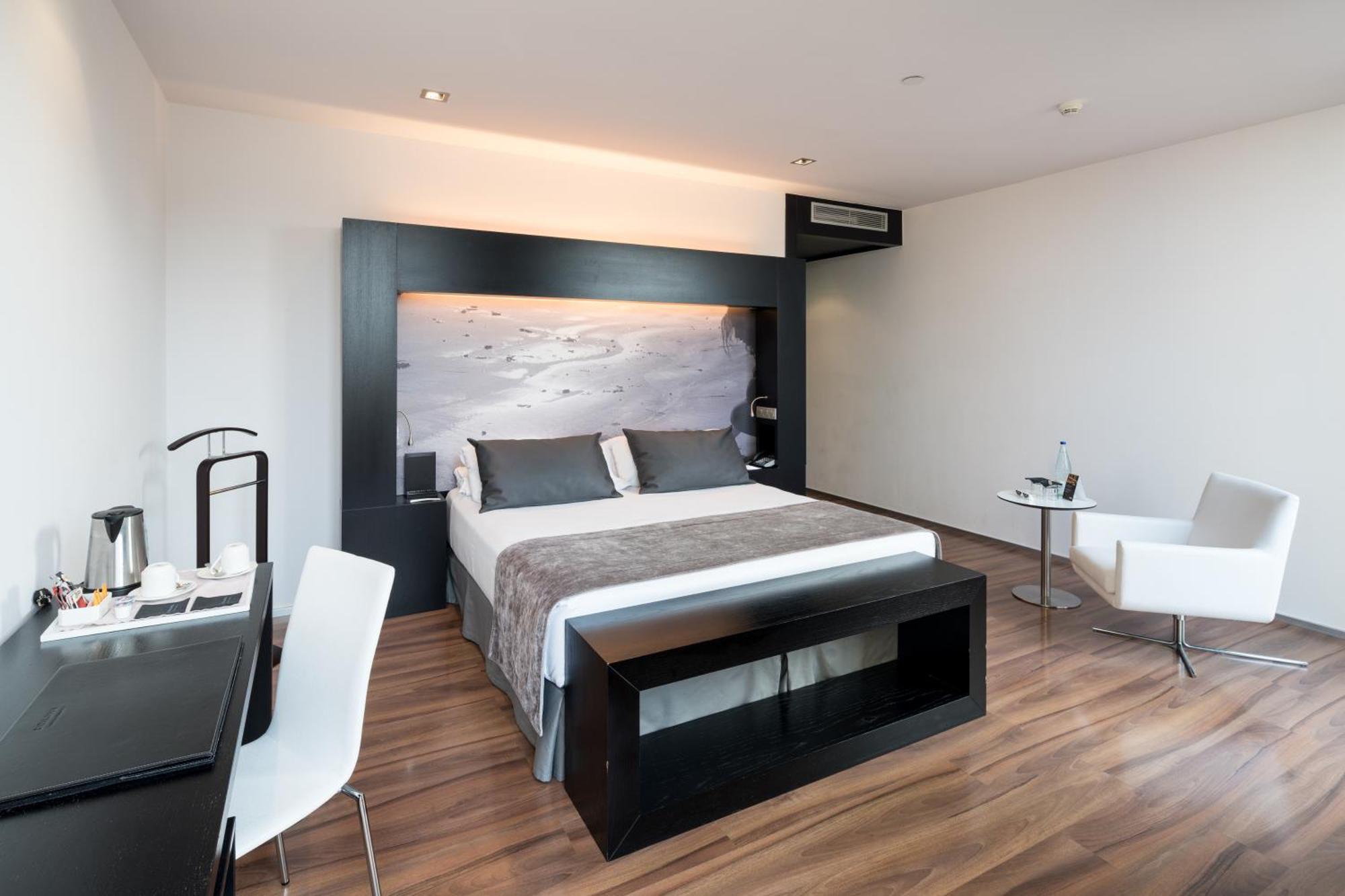 Quarto Duplo Deluxe com Terraço e Piscina Privada