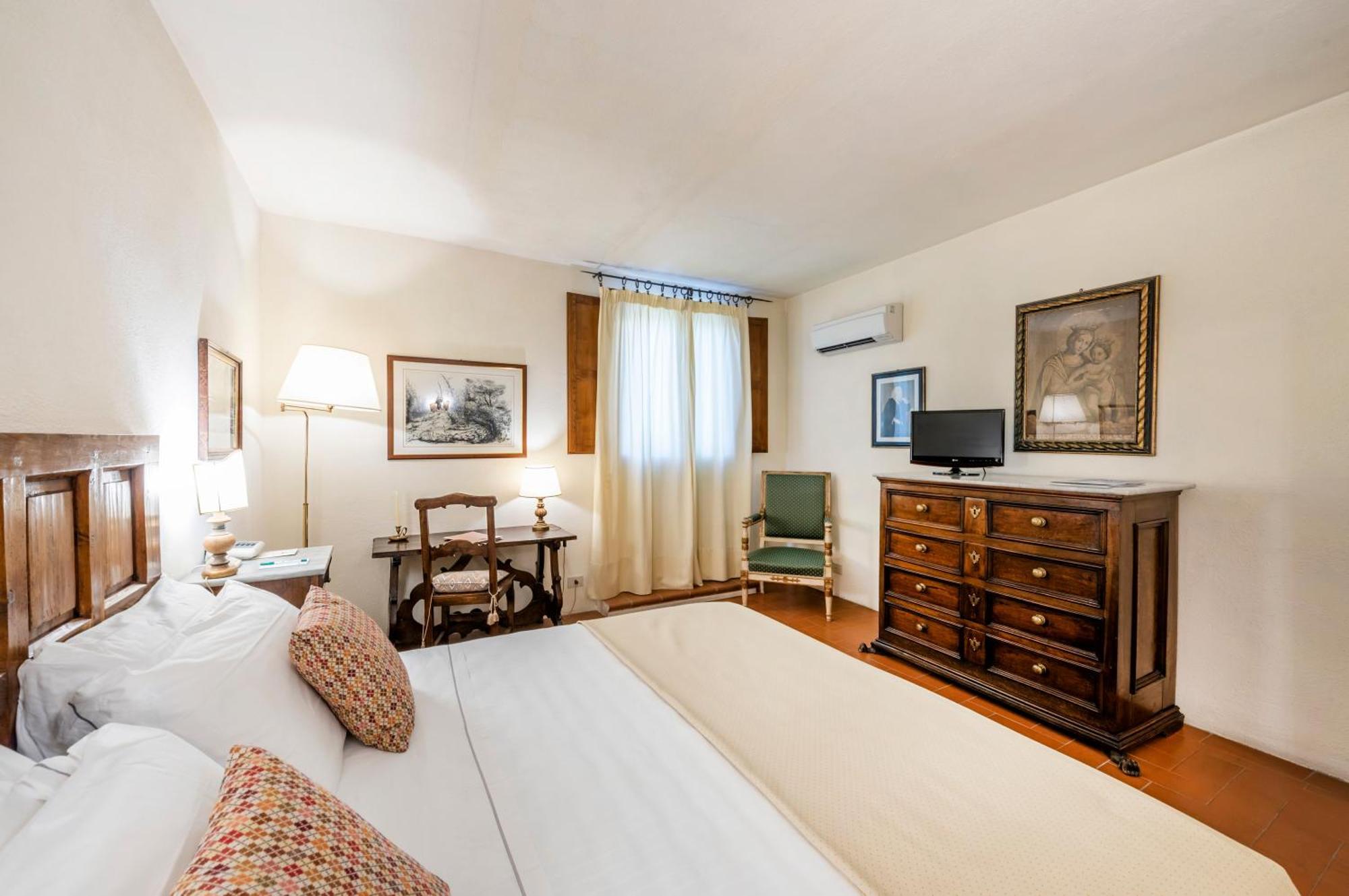Standard Double or Twin Room Street View