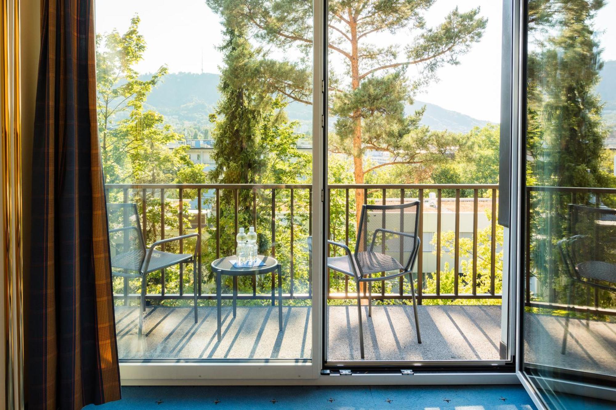 Habitación Familiar con balcón