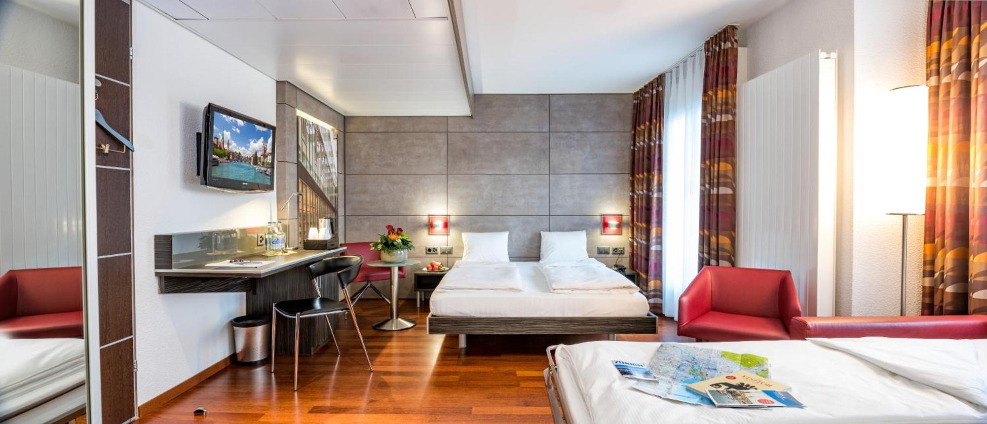 Triple Room with Air-Conditioning,1434259489:JPEG