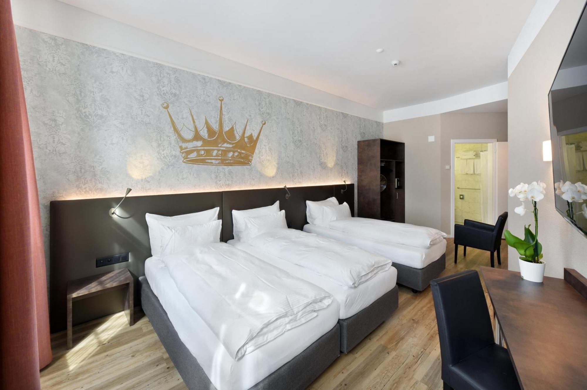 Dreibettzimmer