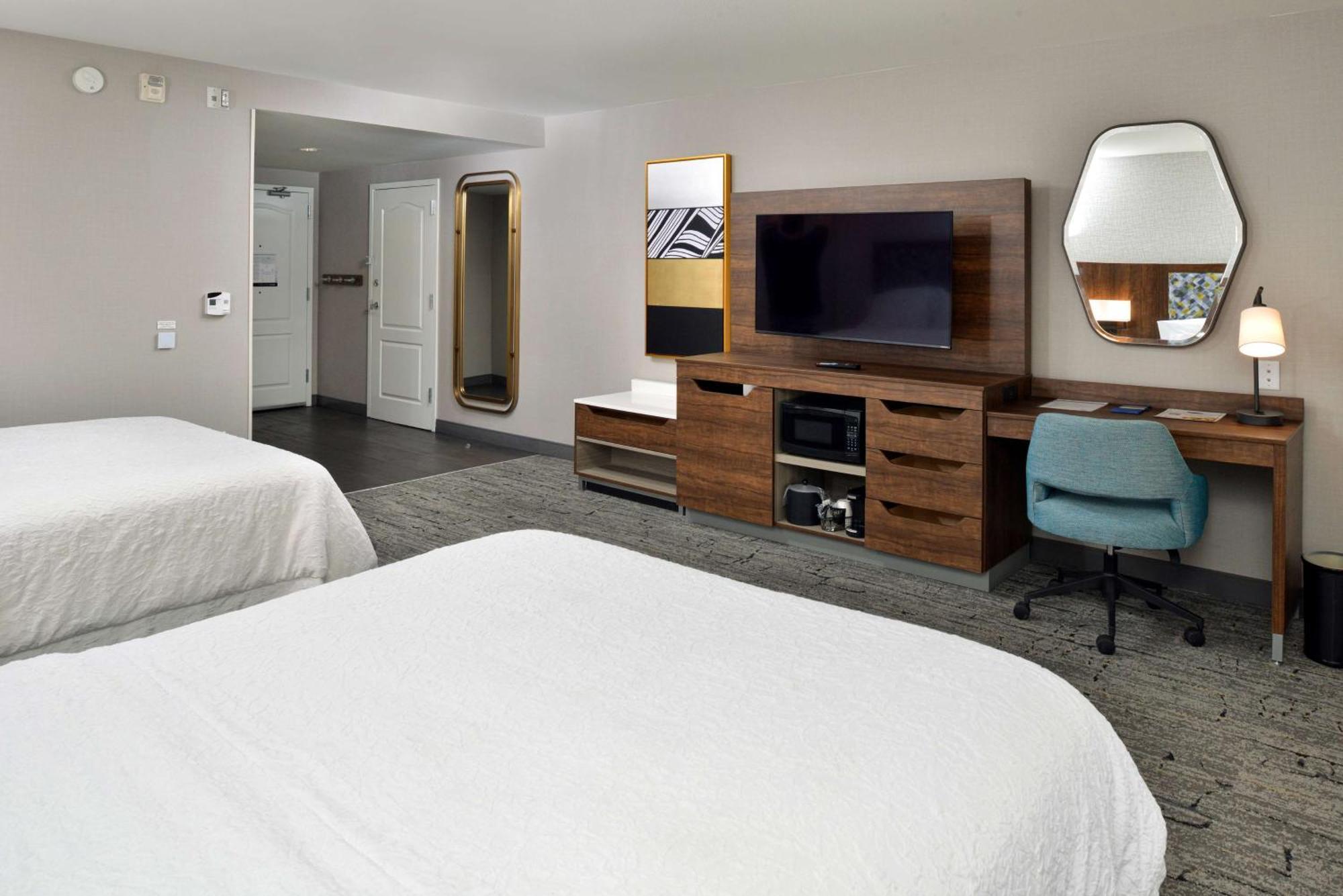 Queen Room with Two Queen Beds - Mobility and Hearing Access/Non-Smoking