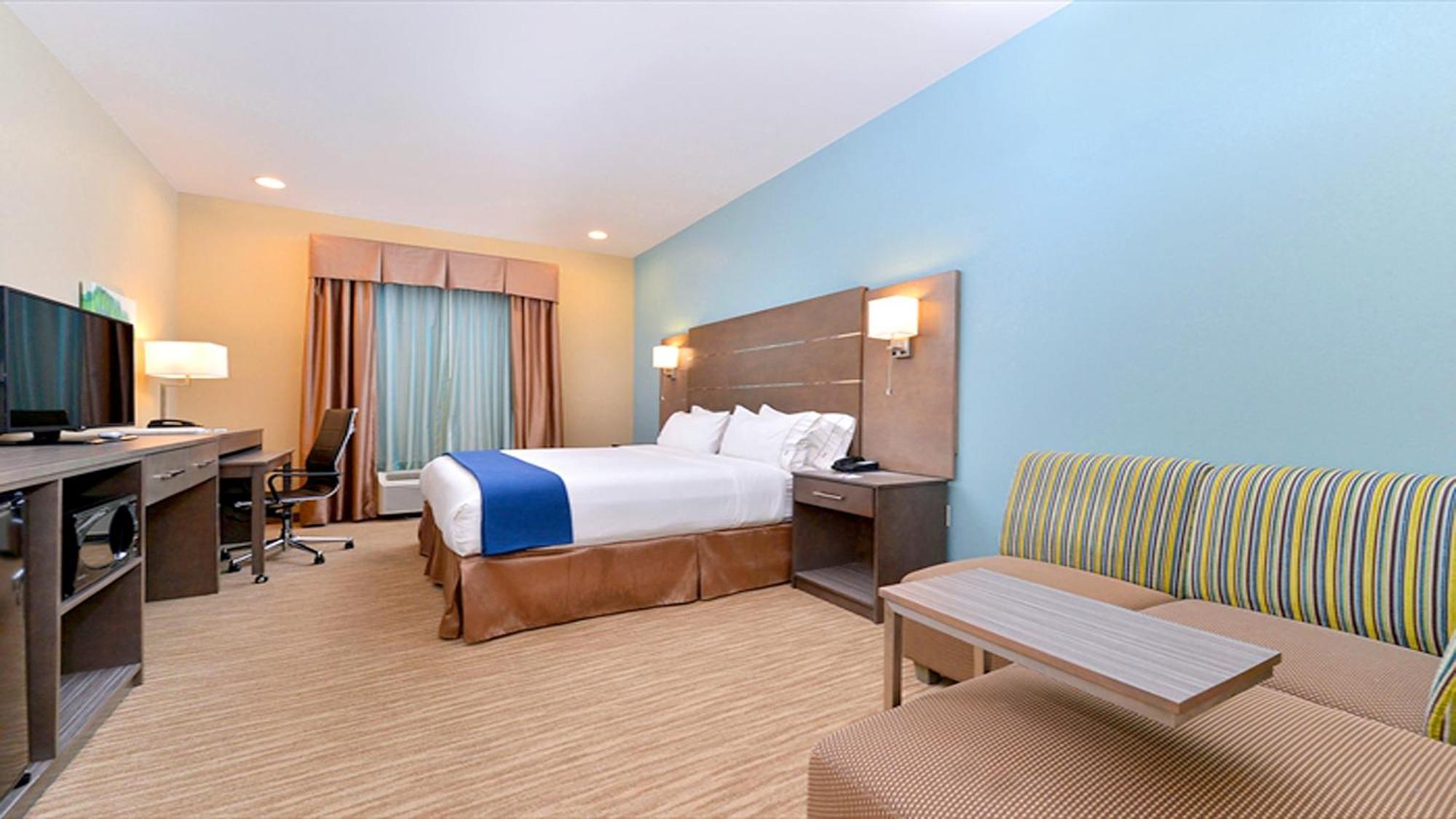 King Suite with Sofa Bed