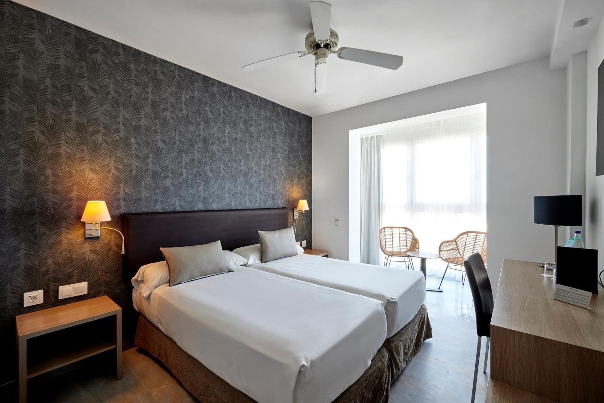 Habitación Doble con vistas al jardín