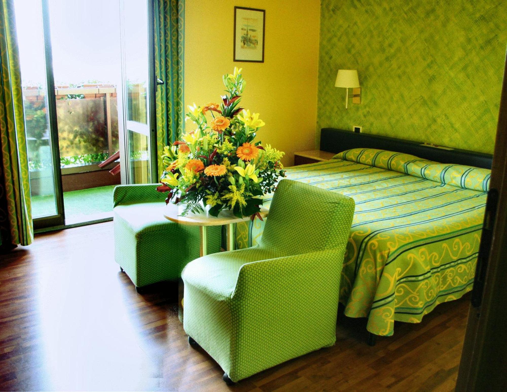 Double Room Lake View