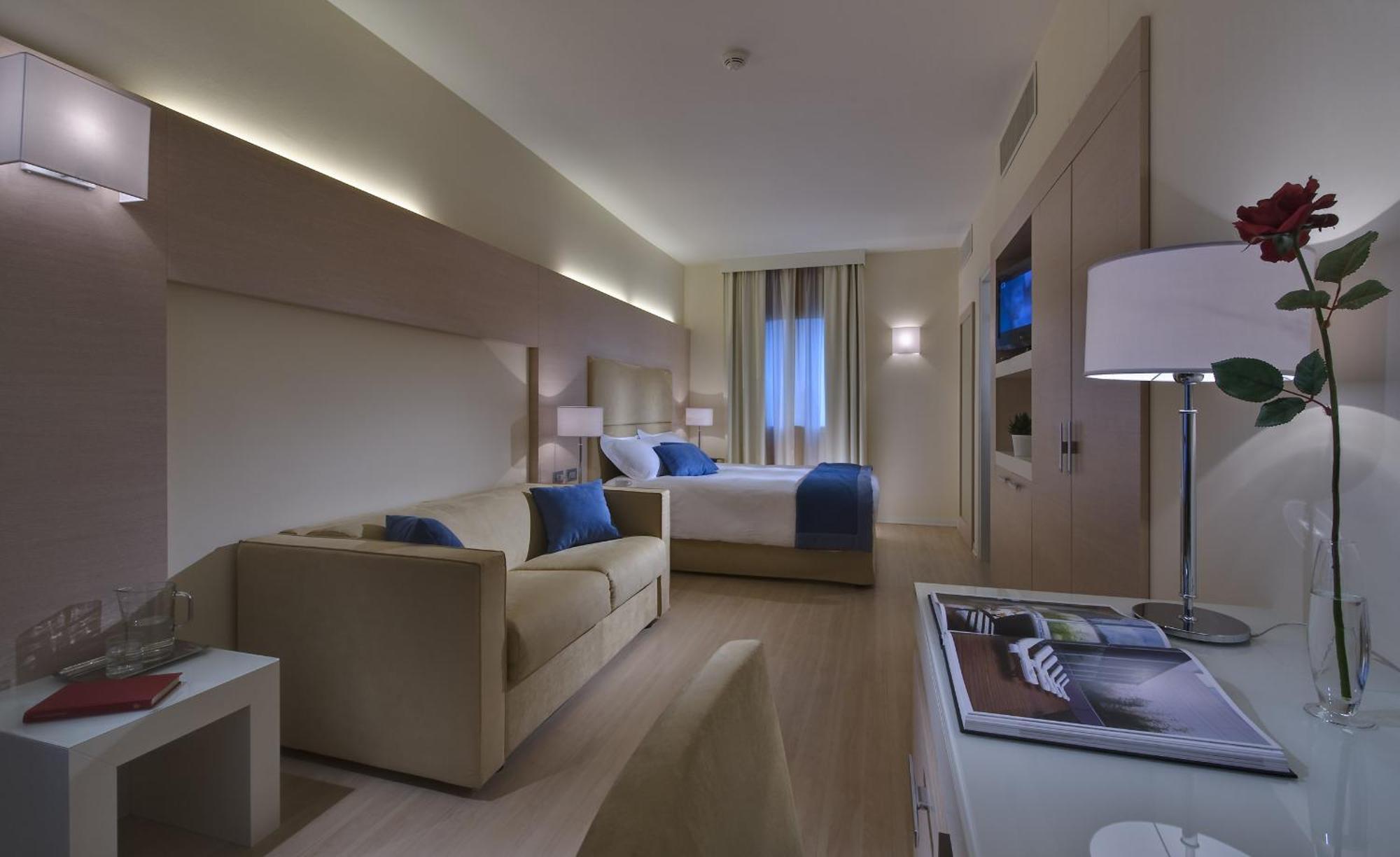 Junior Suite,1216273498:JPEG