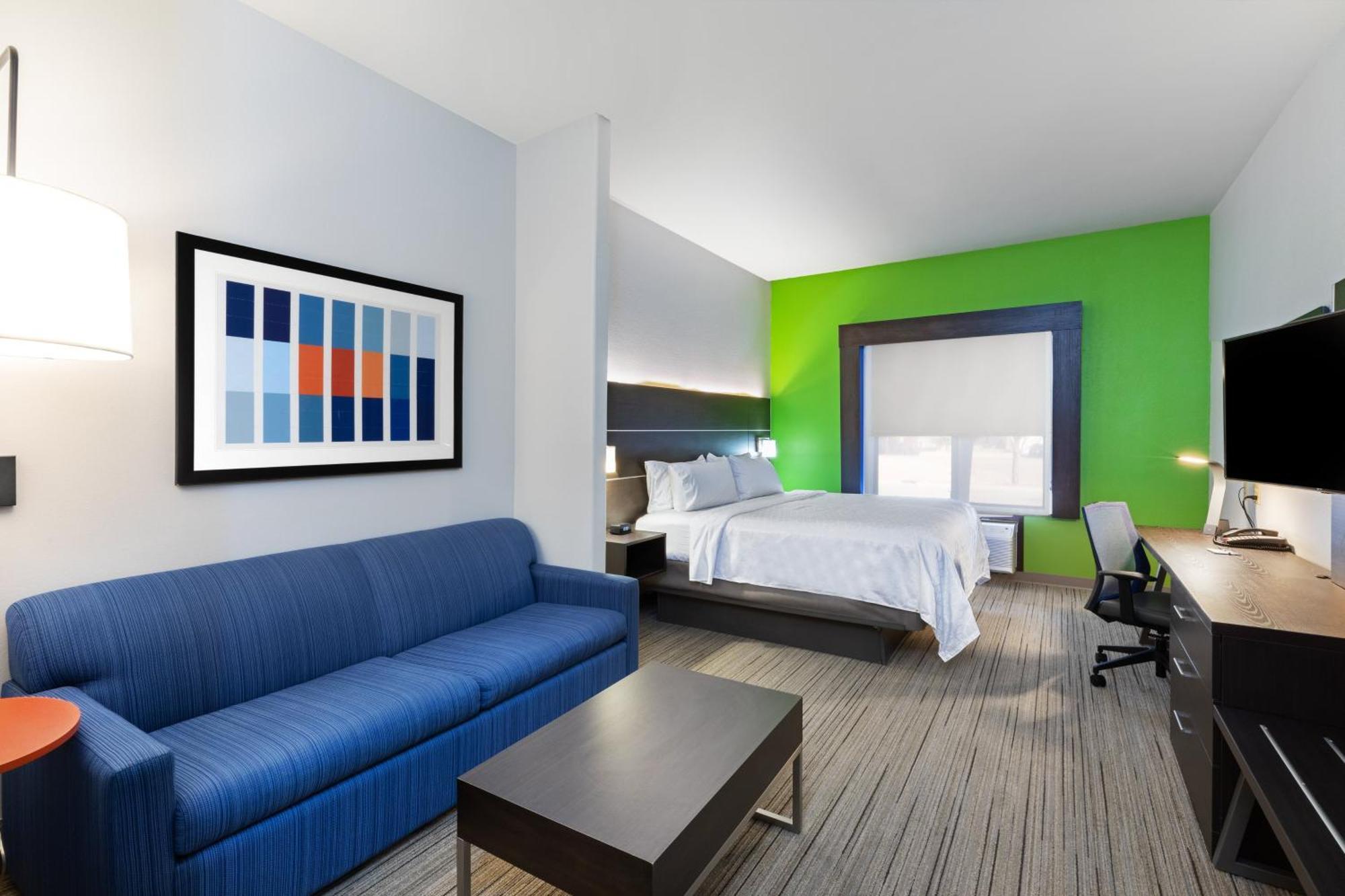 King Suite with Sofa Bed