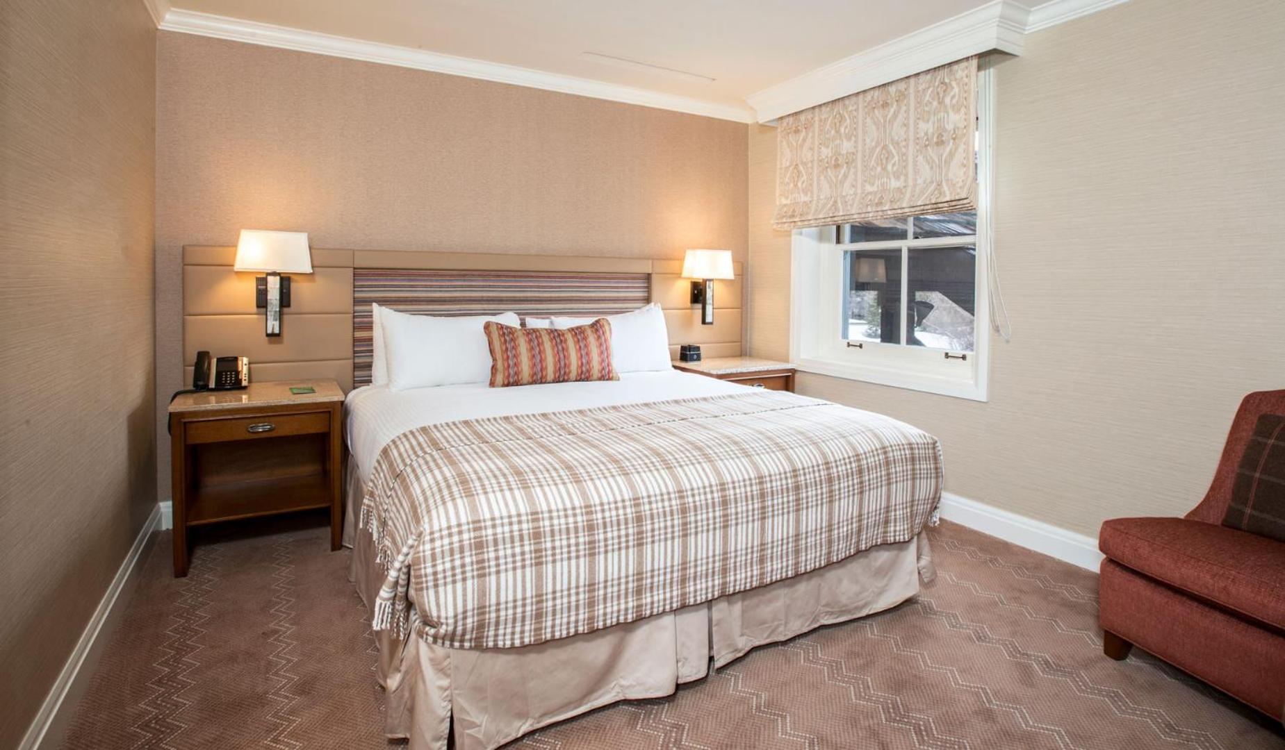 Inn Traditional Queen Room,117292558:JPEG