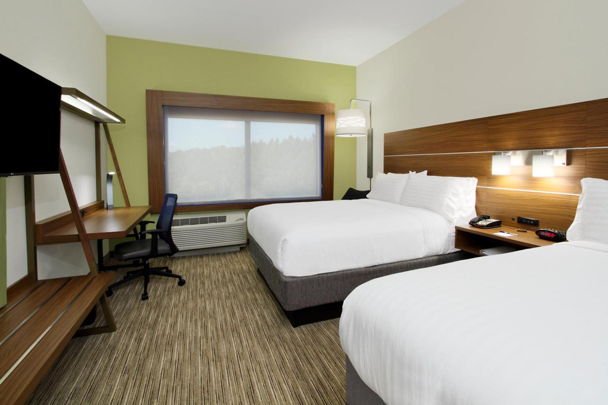 Standard Room with Two Queen Beds
