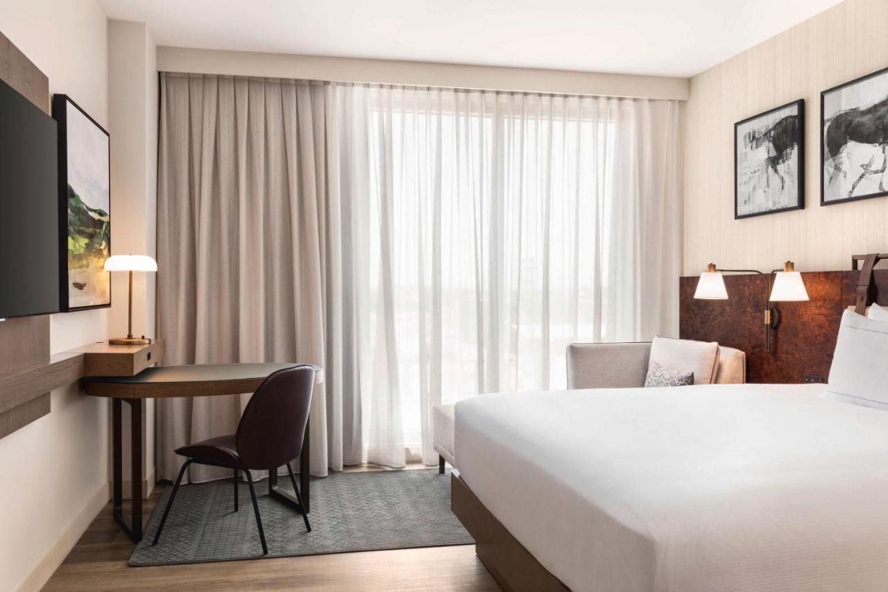 King Room - Hearing Accessible