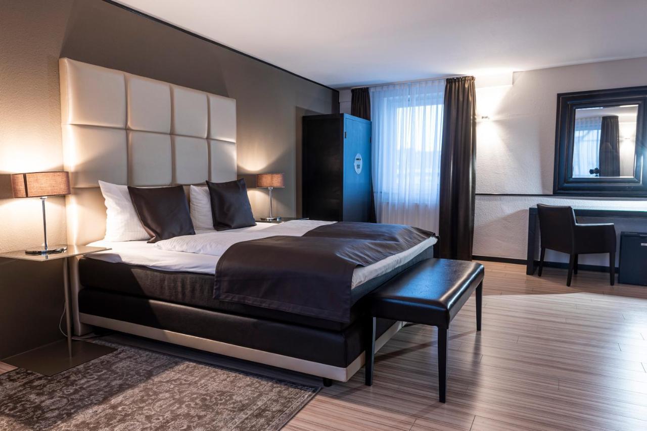 Deluxe Double Room,1498816756:JPEG