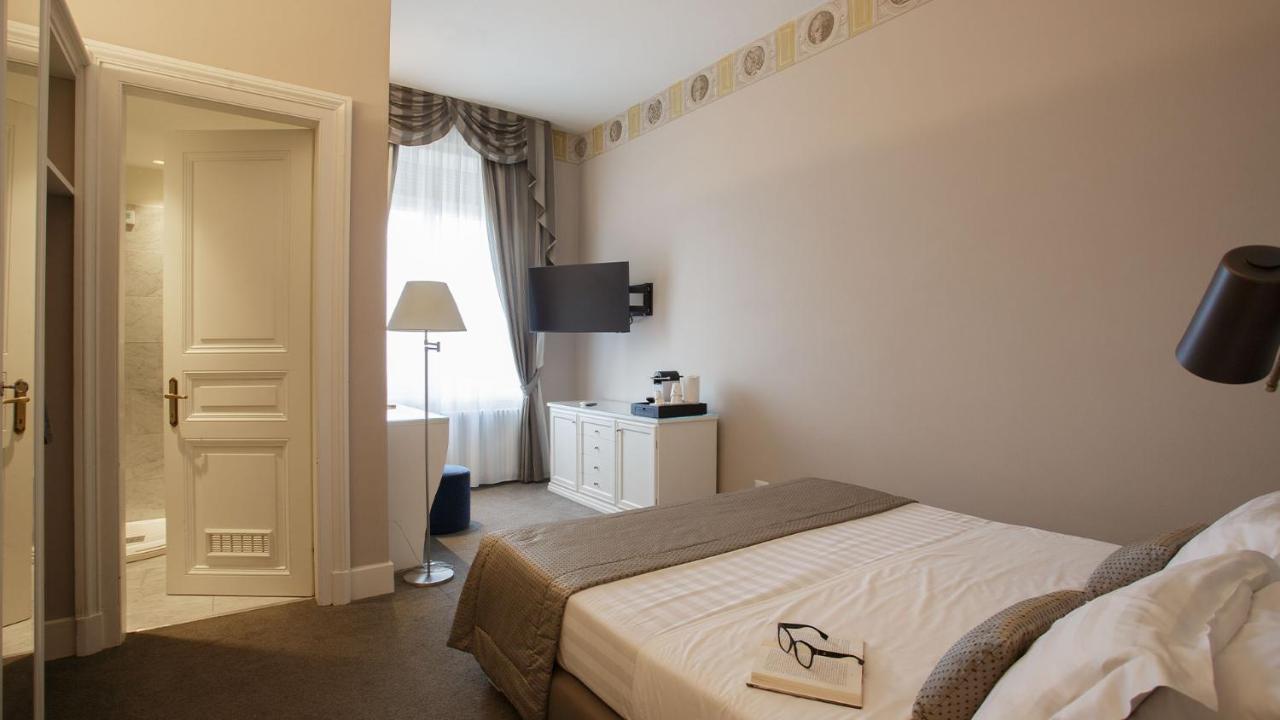 Double Room,1498688878:JPEG