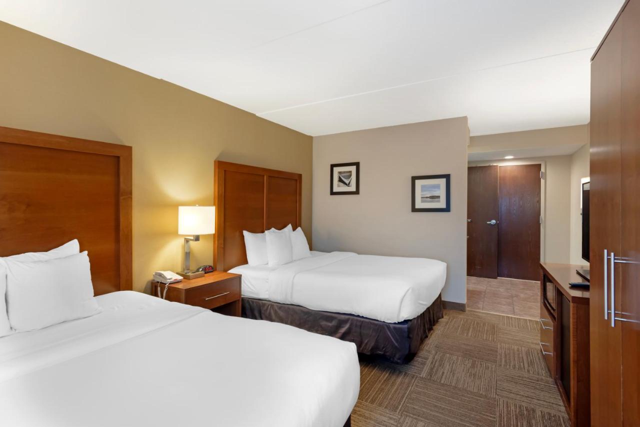 Queen Room with Two Queen Beds - Disability Access/Non-Smoking