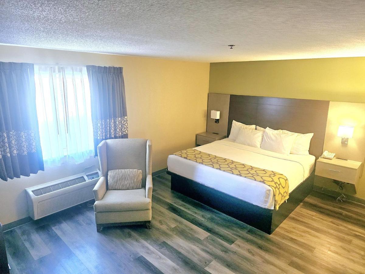 King Room - Non-Smoking