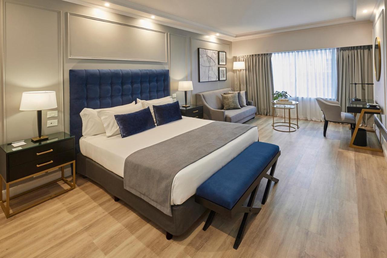 Deluxe King Room,1498884598:JPEG