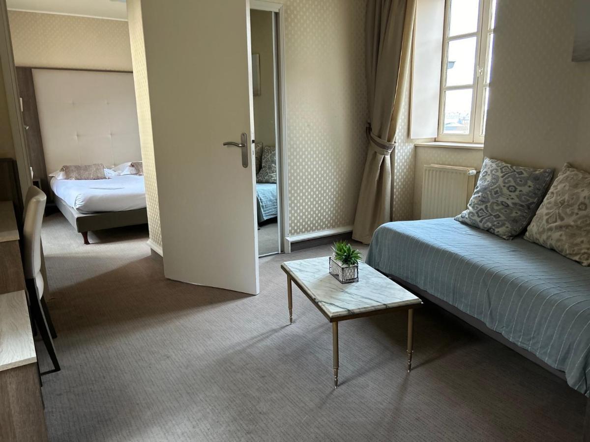 Suite or Salon,1646329676:JPEG