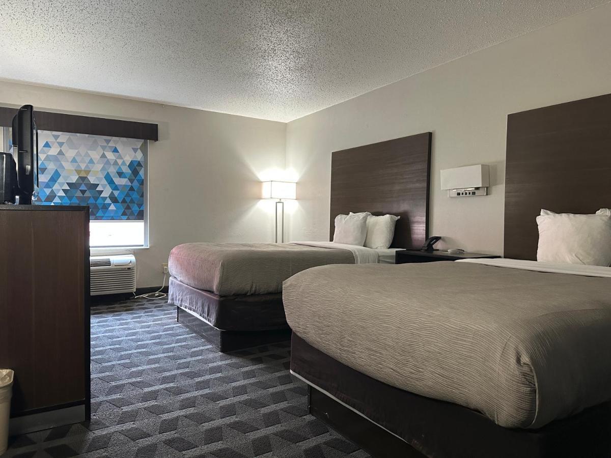 Double Room with Two Double Beds - Non-Smoking