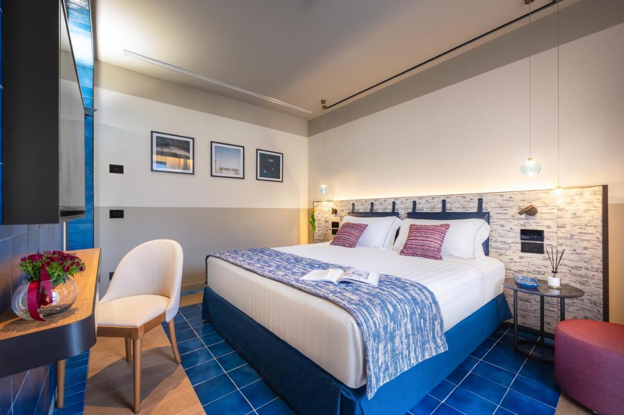 Superior Zimmer mit Kingsize-Bett und Gartenblick