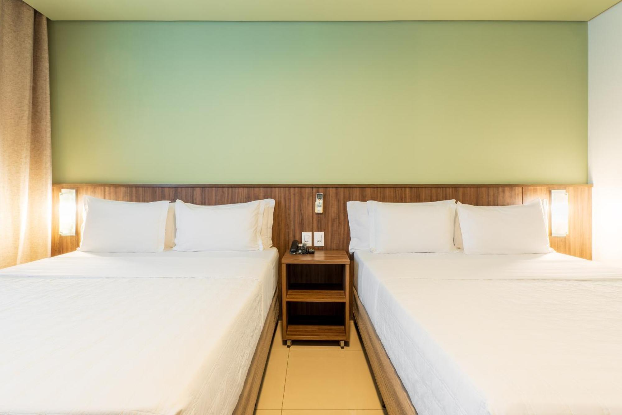 Deluxe Quadruple Room,1500668626:JPEG