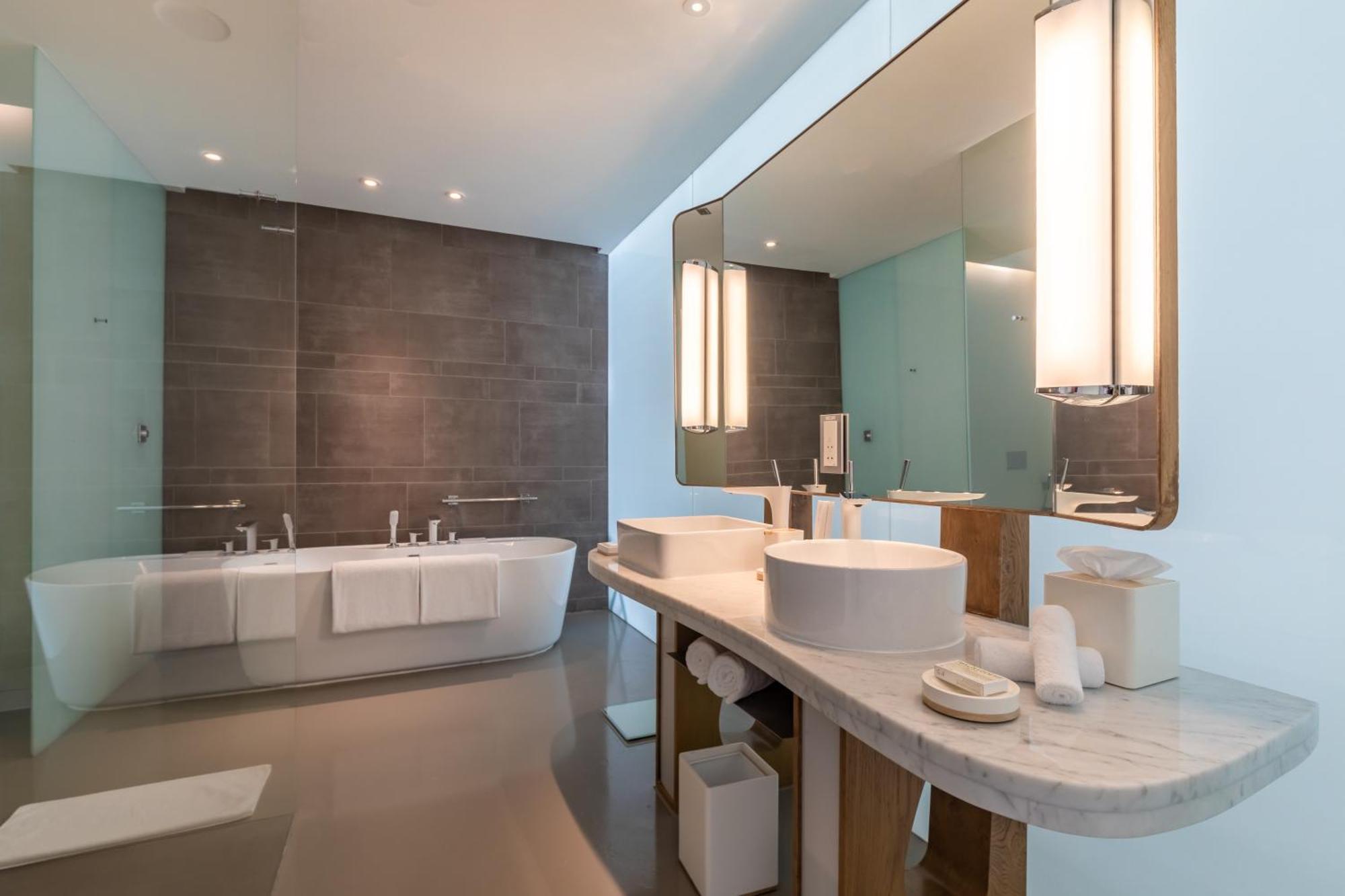 Two-Bedroom Ultra Suite with Hot-tub,1499266285:JPEG