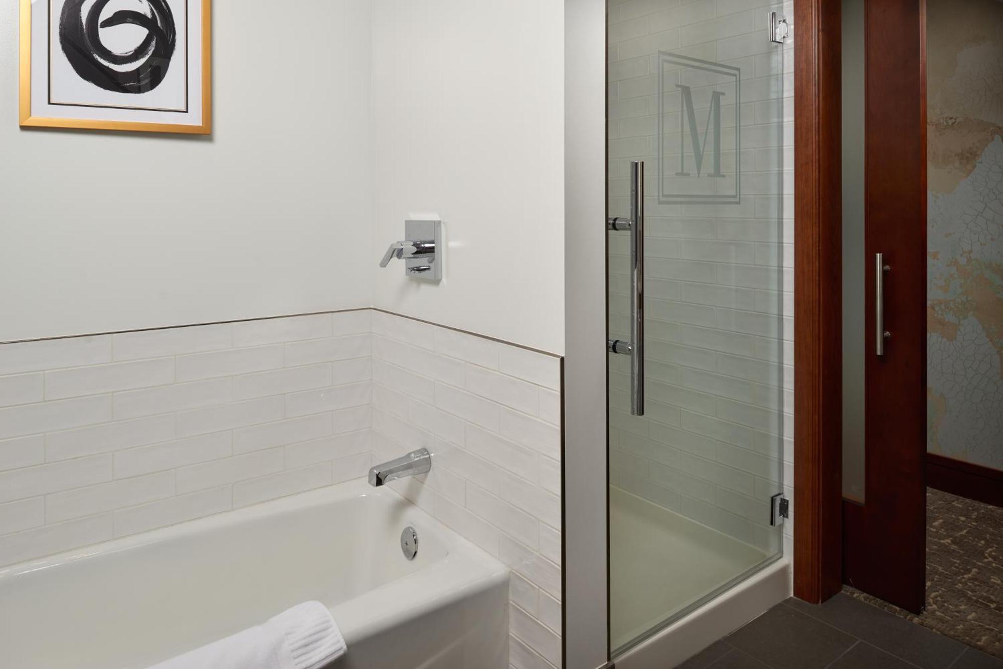 Junior Suite 1 King Sofa bed River view,1499415367:JPEG