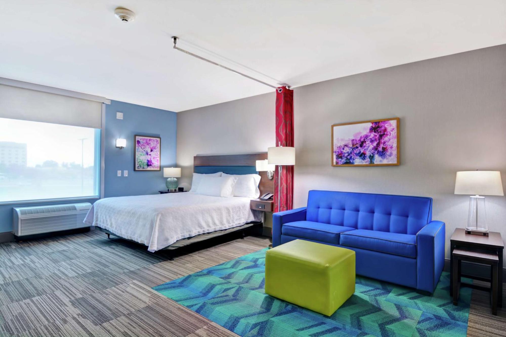King Studio Suite - Mobility Access/Non-Smoking