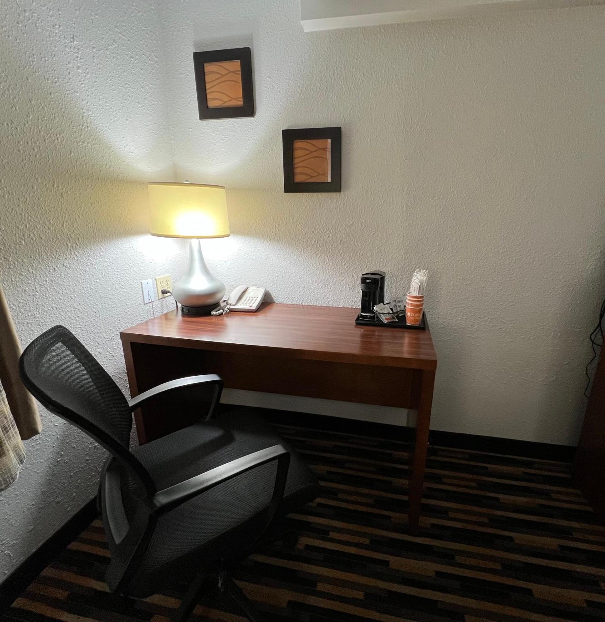 Double Room with Two Double Beds - Non-Smoking