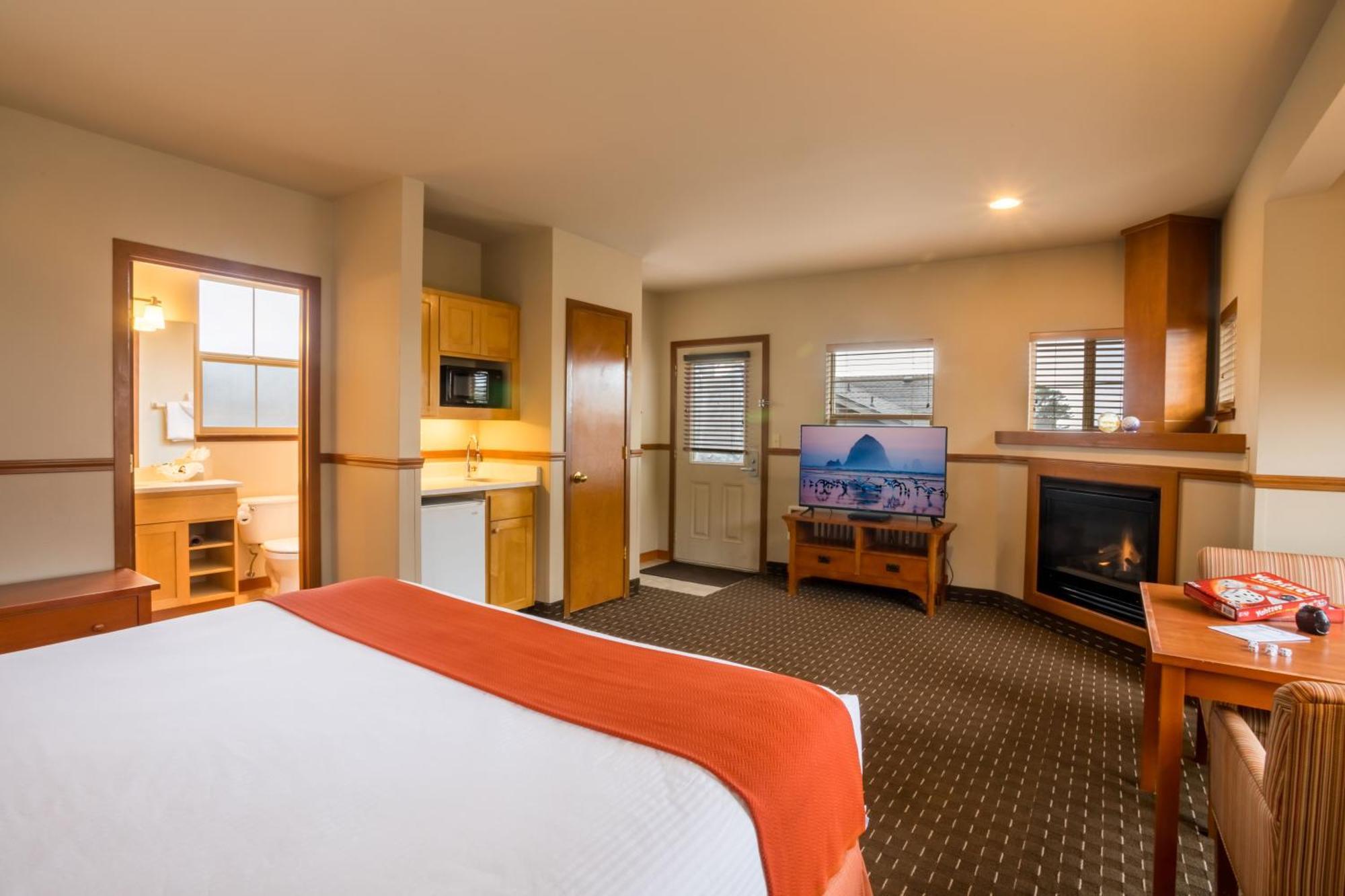 Classic King Room, 2nd Floor, Non - Pet