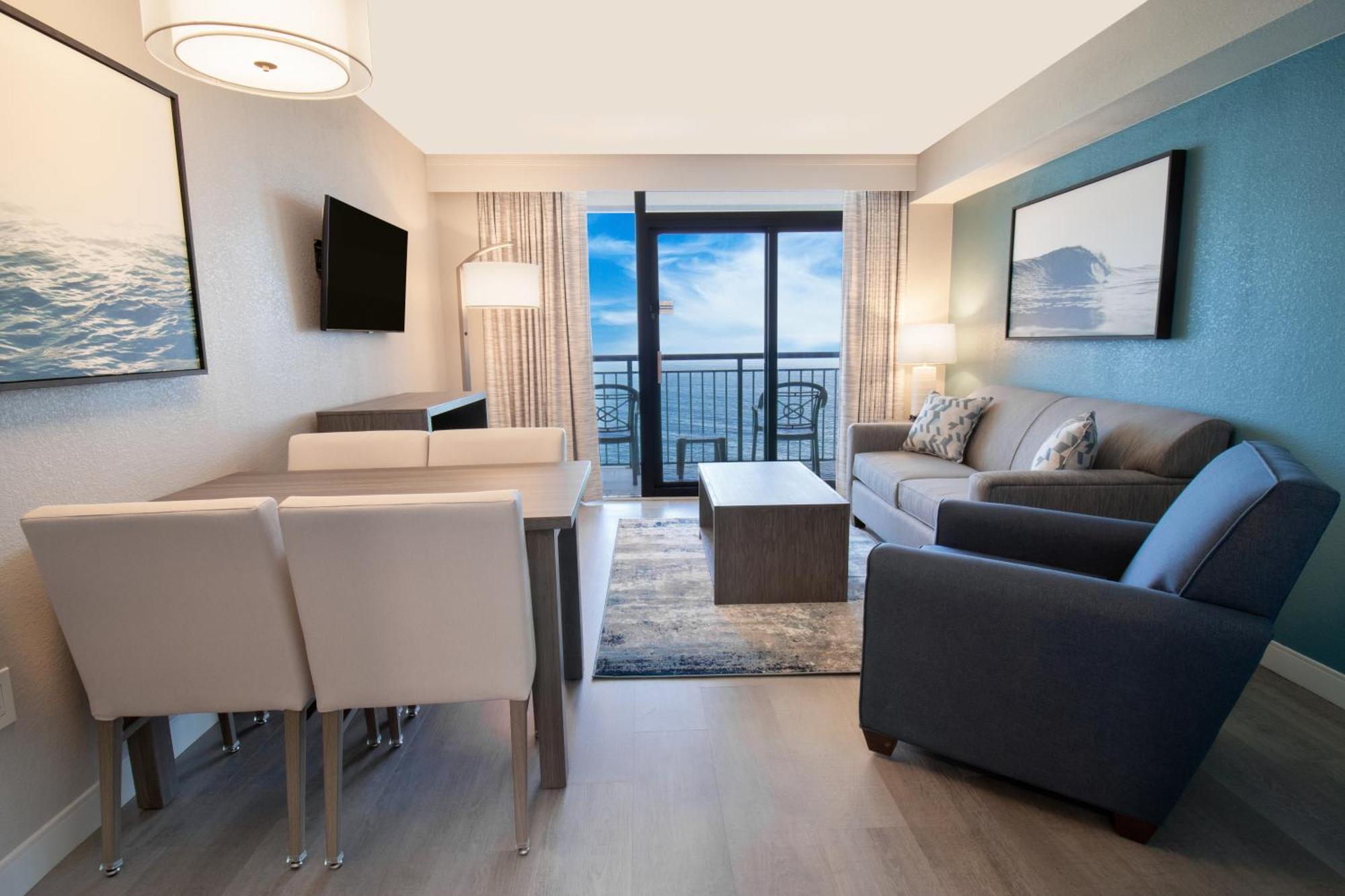 Paradise Oceanfront Deluxe One Bedroom Suite,1498688812:JPEG